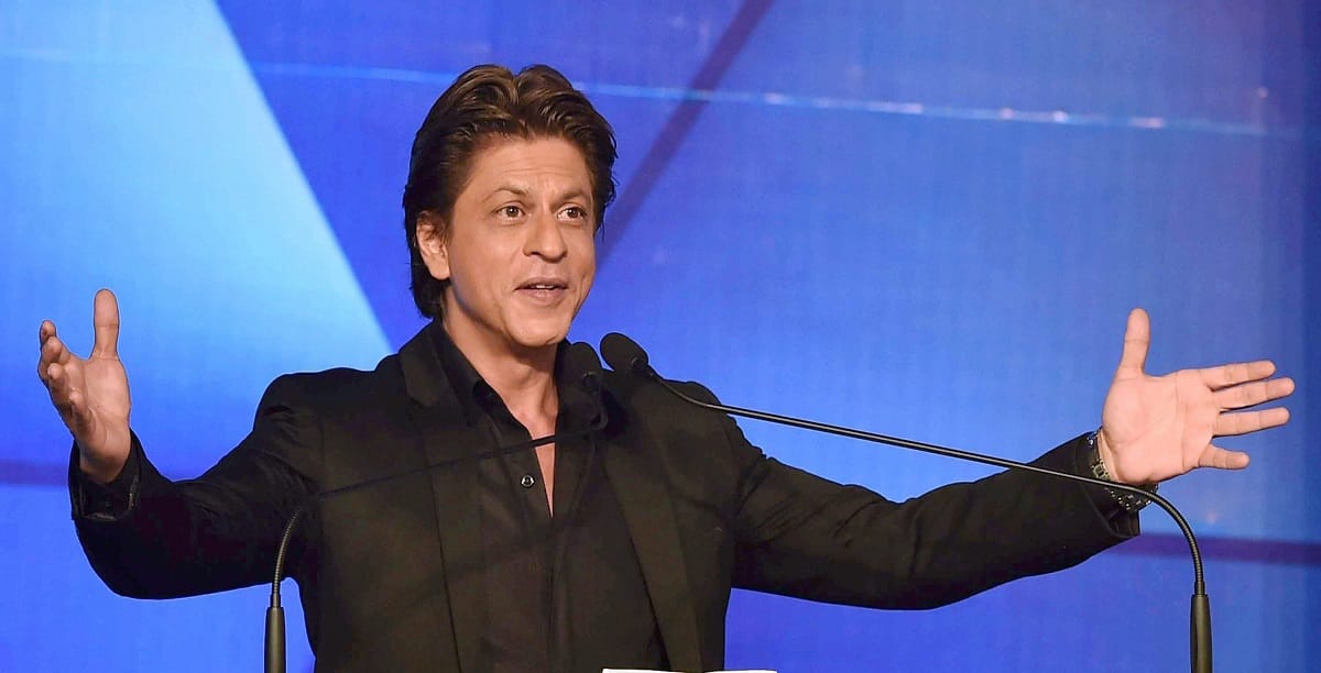 Deepika Padukone crying during shah rukh khan new show