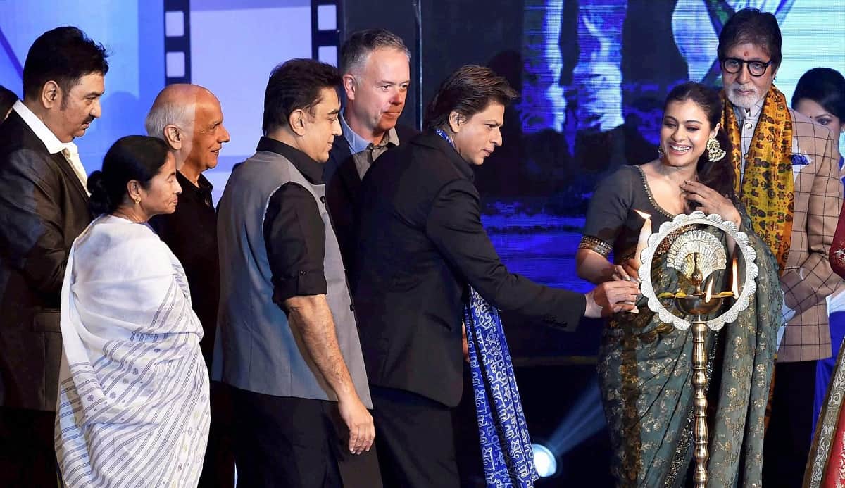 Kajol and Shahrukh Khan meets after several years 
