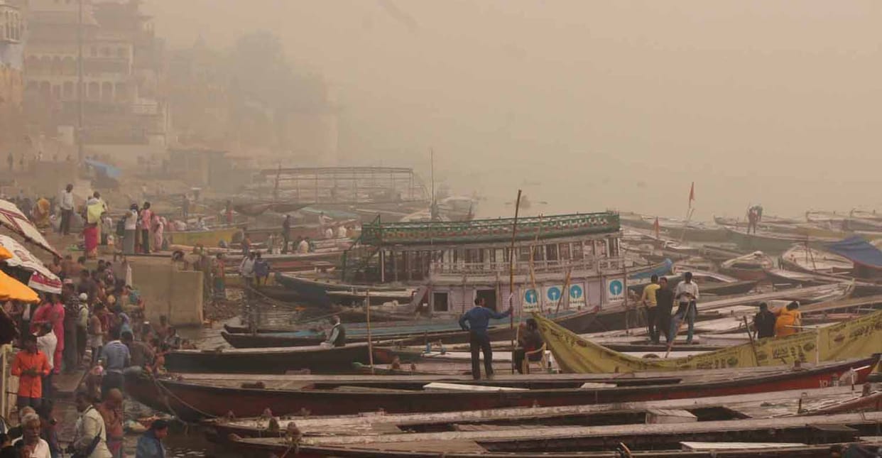 air pollution is in danger position at varanasi