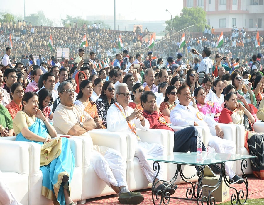 National flag insulted in jaipur during the vande matram programme