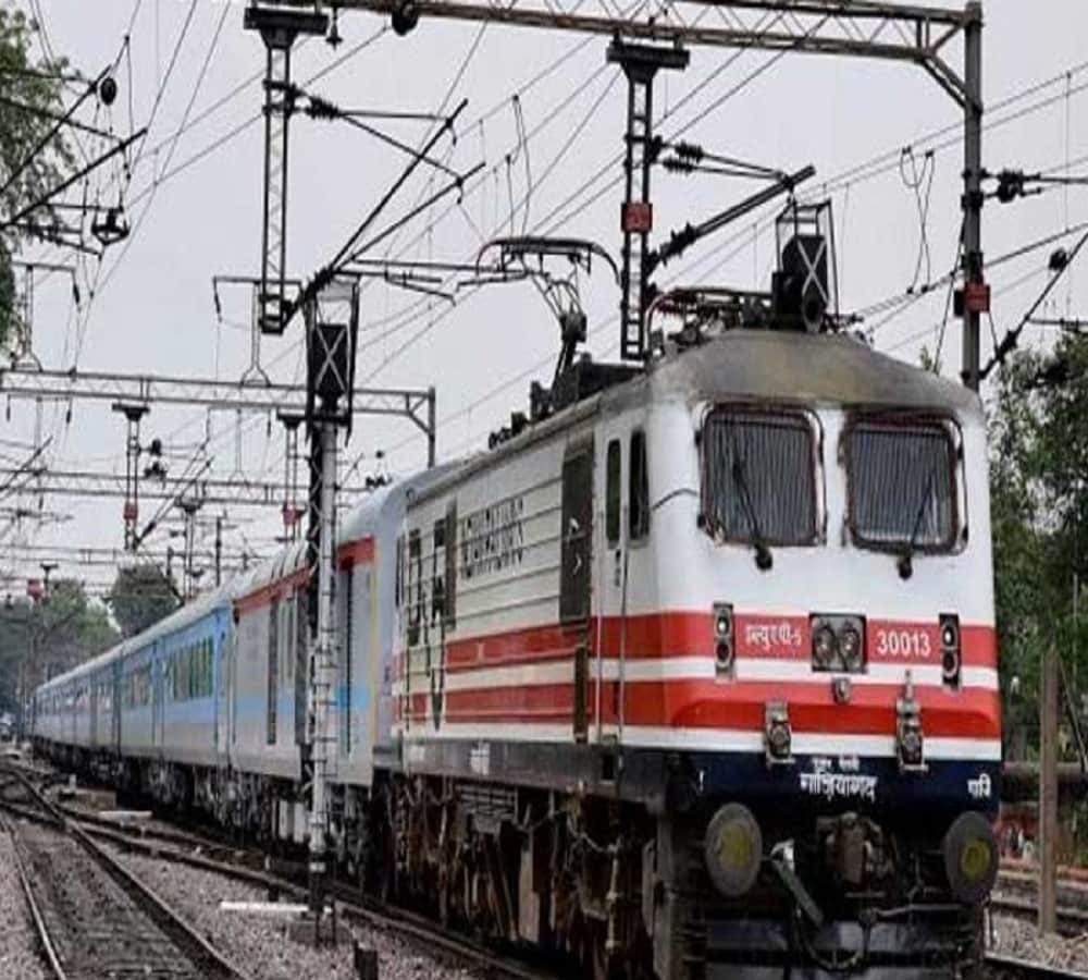 Temporary police post built in every train of S-1 coach