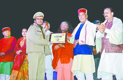 uttarakhand foundation day 2017, honor program in parade ground