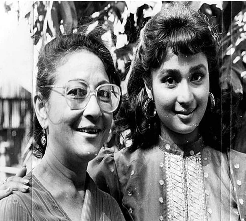 Tanuja Birthday Special Flop Daughters Of Hit Mothers Tanisha Mukherjee Mala Sinha Pratibha Sinha