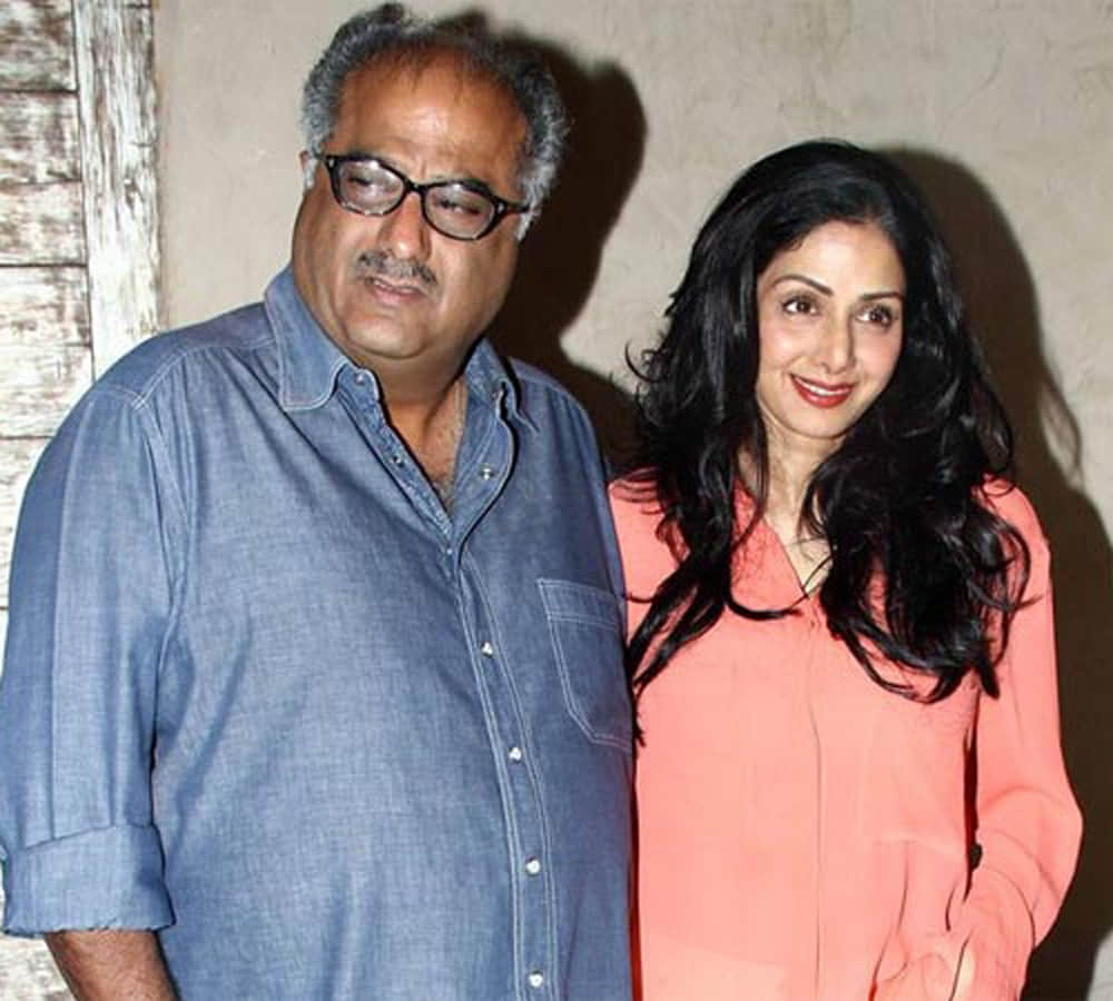 bollywood 6 single father who played also mother role