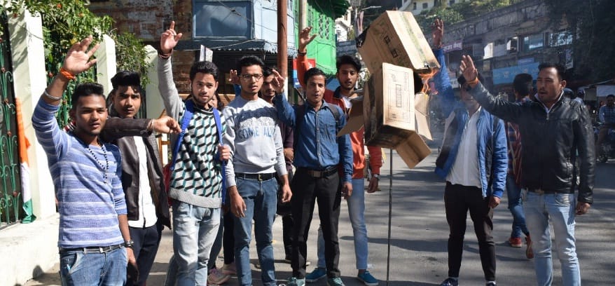 ABVP blow the effigy of the leftists