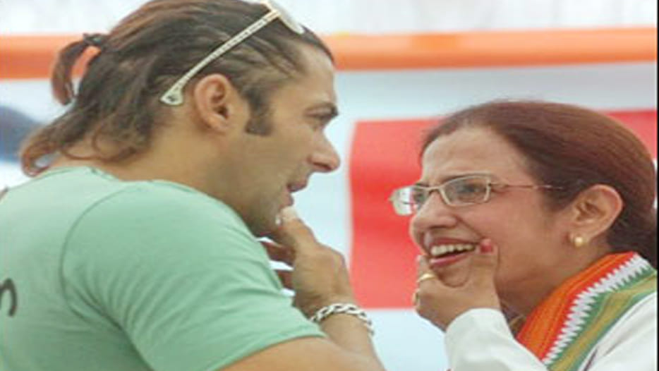 Annu Tandan who has been a great connection to Bollywood and Business Industry veterans