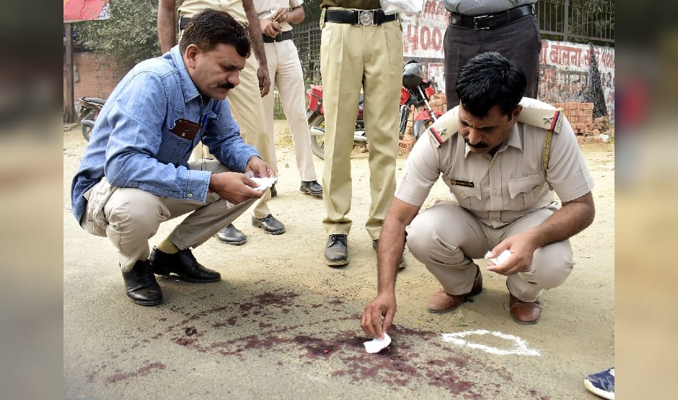gurugram doctor shot in the day light condition serious