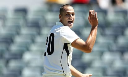 Australian fast bowler Nathan Coulter-Nile ruled out due to back injury in ashes series 2017-18