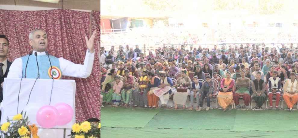 governor acharya dev vrat inaugurate lavi fair of rampur