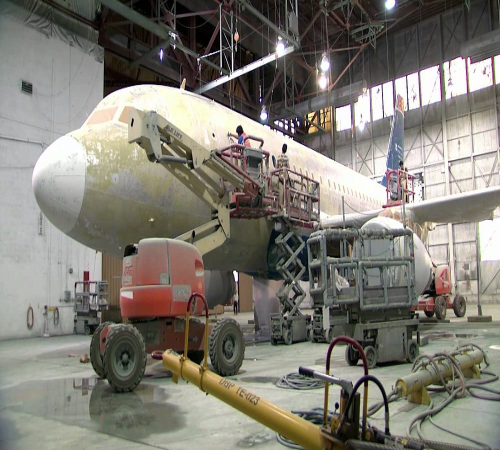 know why Most airplanes are white only 
