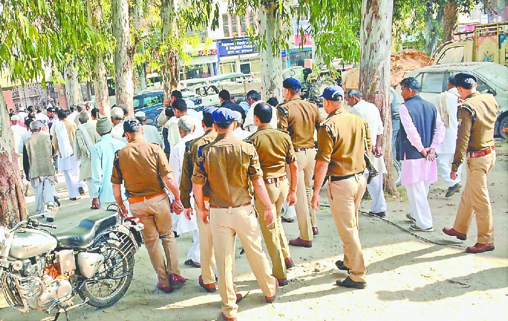 Encounter in police and badmash, one shot
