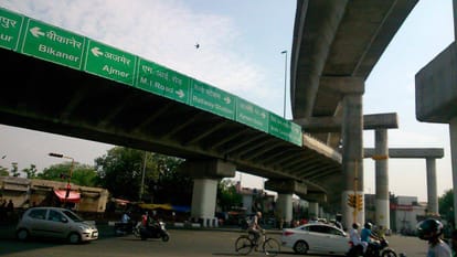 two youth died on the spot on sodala elevated road in jaipur 