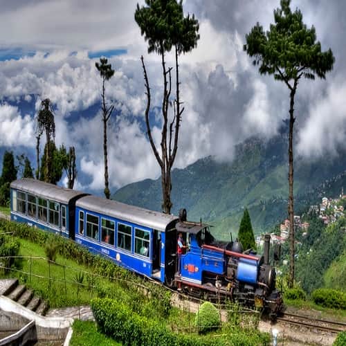 Want to make your Honeymoon memorable than do the journey with these five trains  