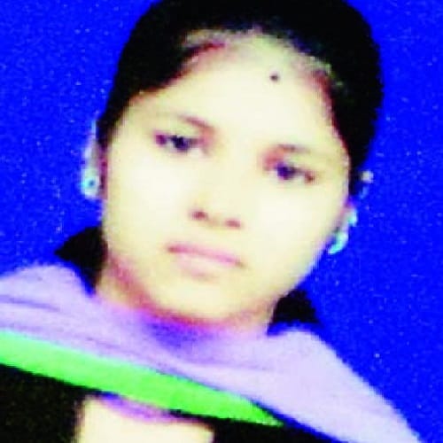 The Dalit girl shot dead, panic in the village, see photos