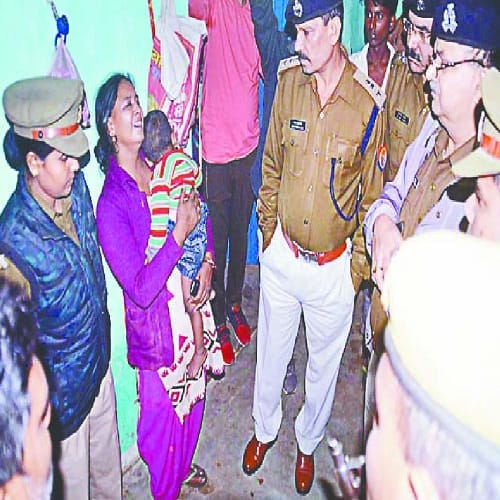The Dalit girl shot dead, panic in the village, see photos