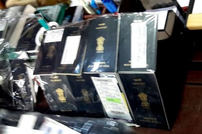 arrest for running a fake telefone exchange in Lucknow.