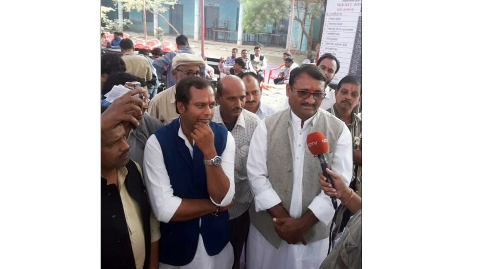 congress beat bjp in by-election