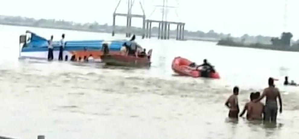 PM modi expressed grief for andhra pradesh krishna river victim families 