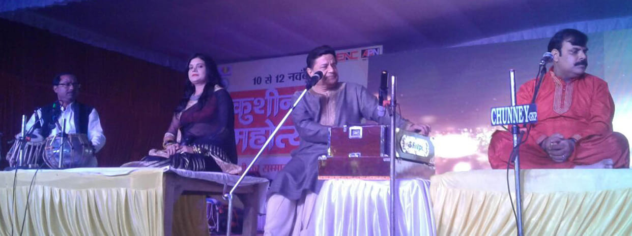 "Jugs are beautiful, two names, Krishna ...", the zoomed listener.