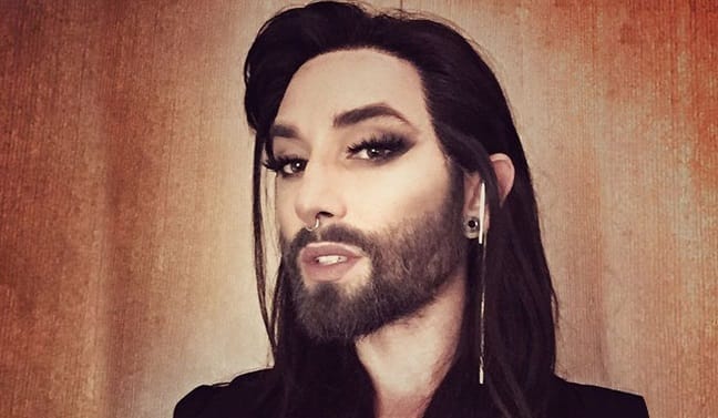 women with beard looks like an celebrity