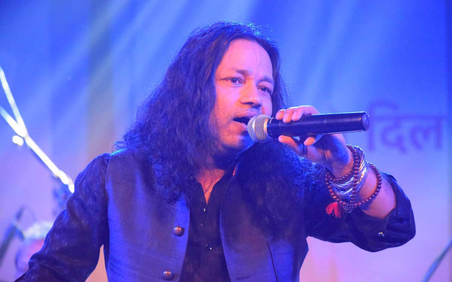 kailash kher music night and live performance in kashi
