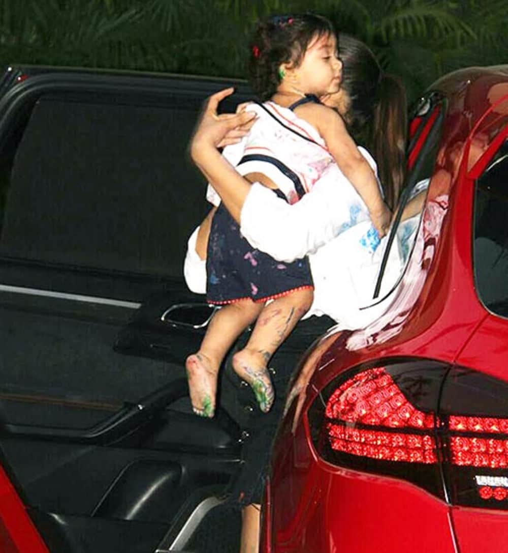 Shahid Kapoor and Mira Rajput daughter Misha latest picture seems to be returning from a paint party