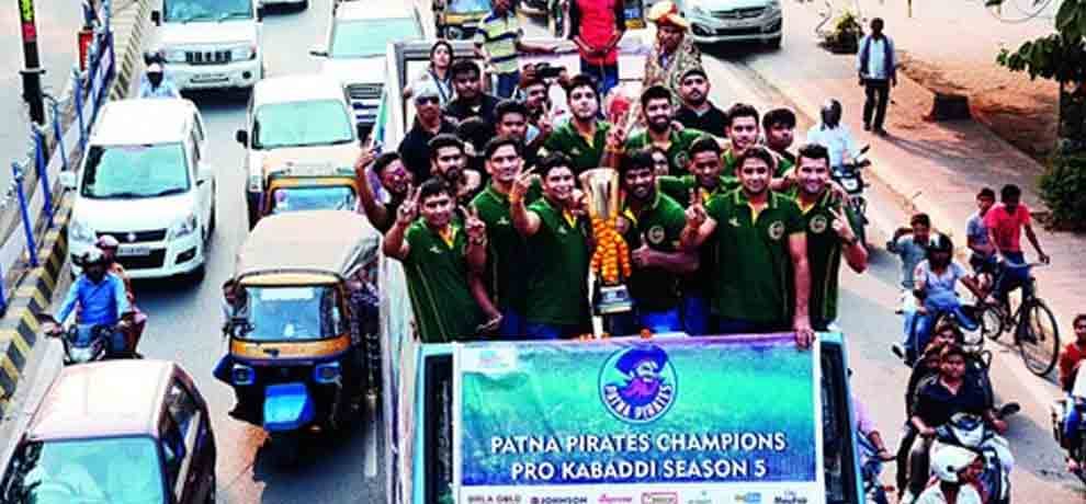 patna pirates felicitated by governor of bihar