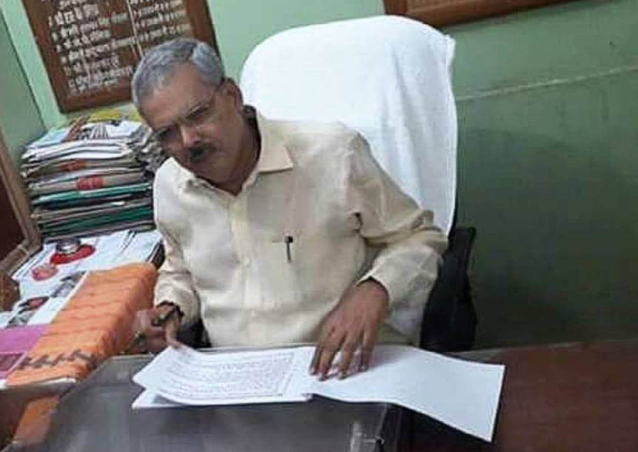 varanasi DM sent notice to three officer