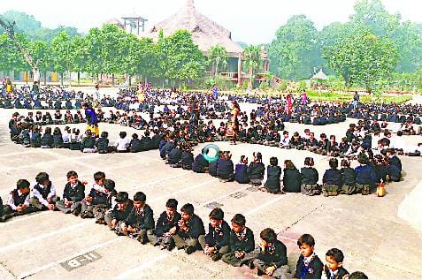 Teacher's preparation for children, today's turn to entertain