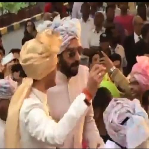 Aishwarya Rai, Abhishek Bachchan and Aaradhya do the bhangra at a wedding