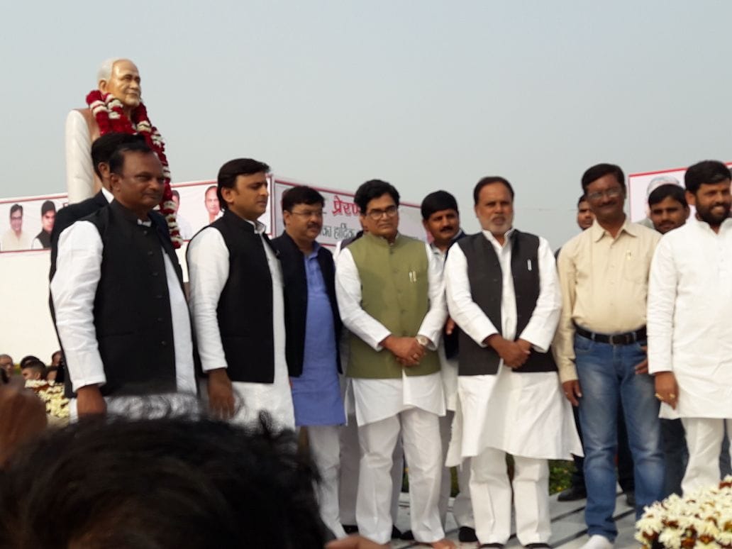 akhilesh yadav in firozabad targeted bhartiya janta party