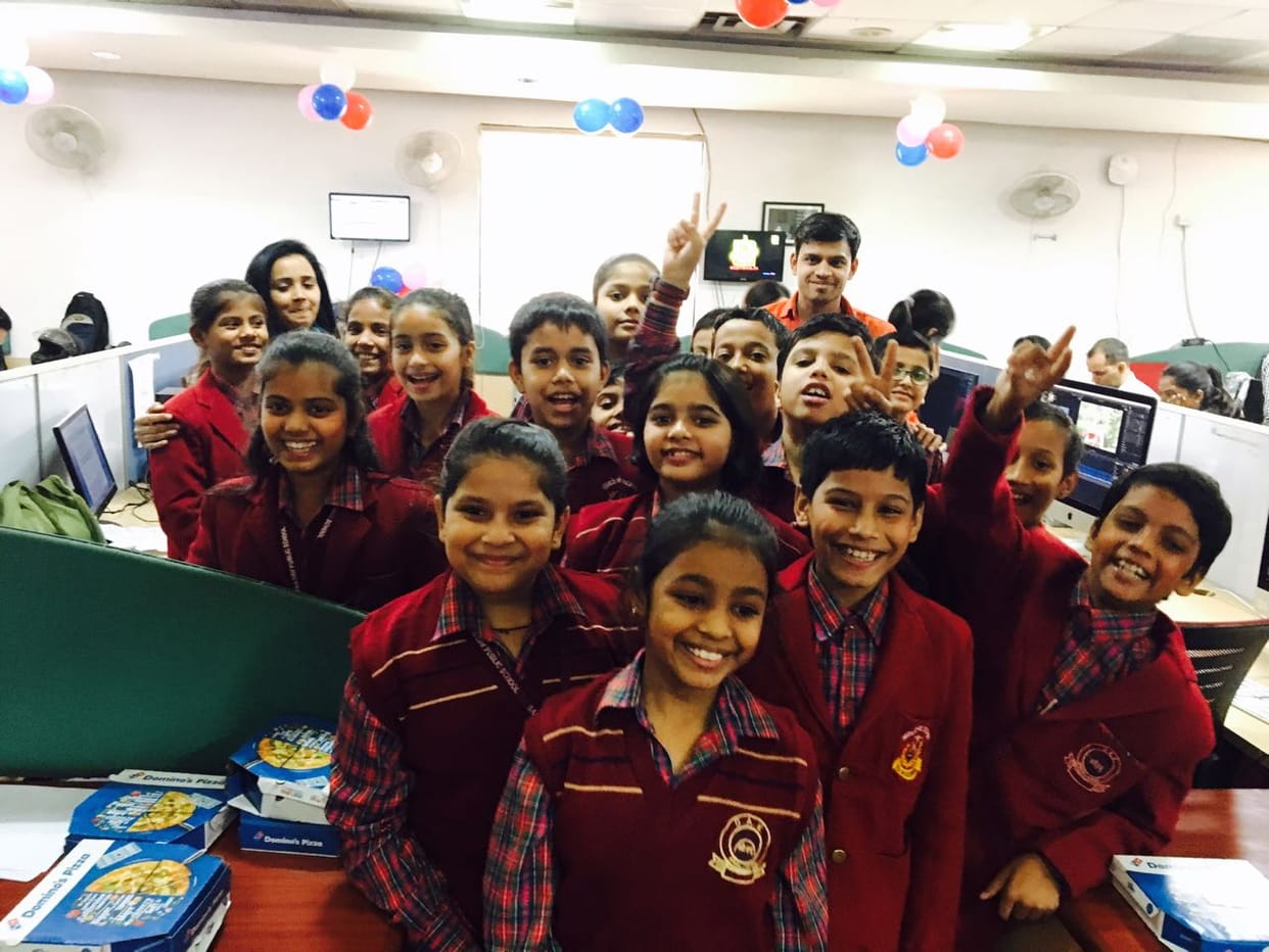 Children's day 2017: students visited amar ujala digital newsroom