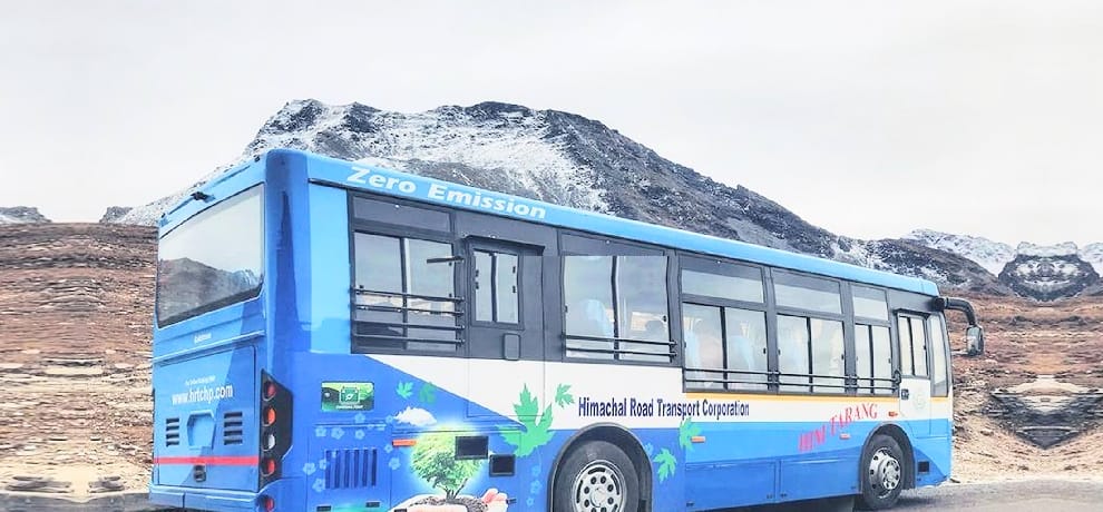 electric bus service started for rohtang pass