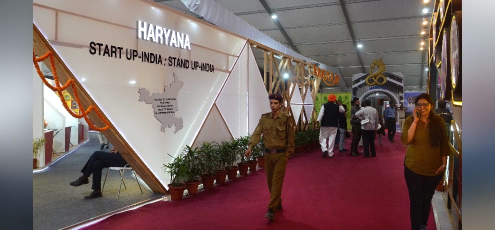 theft in international trade fair at Pakistan pavilion