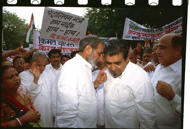 jagdish tytler, sajjan kumar on pakistan isi target, harminder singh mintu was hired to kill