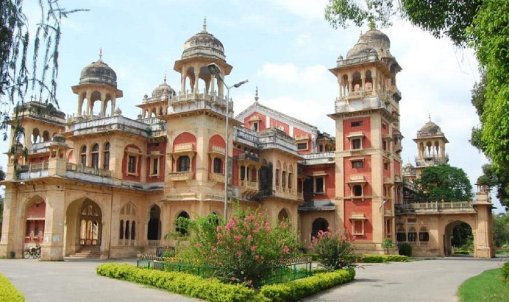 vacancies in university of allahabad for for 92 posts