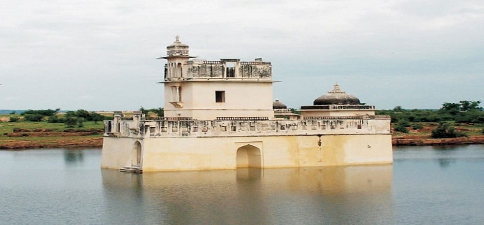film padmavati protests rage things changing at chhittorgarh padmini palace rana ratan singh khilji