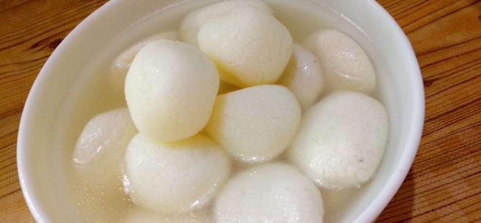 West Bengal wins two year old Rasgulla War against Odisha