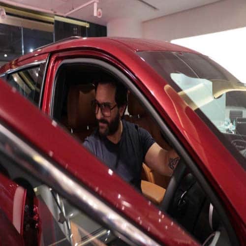saif ali khan gifts kareena kapoor khan baby boy taimur a SRT jeep on childrens day