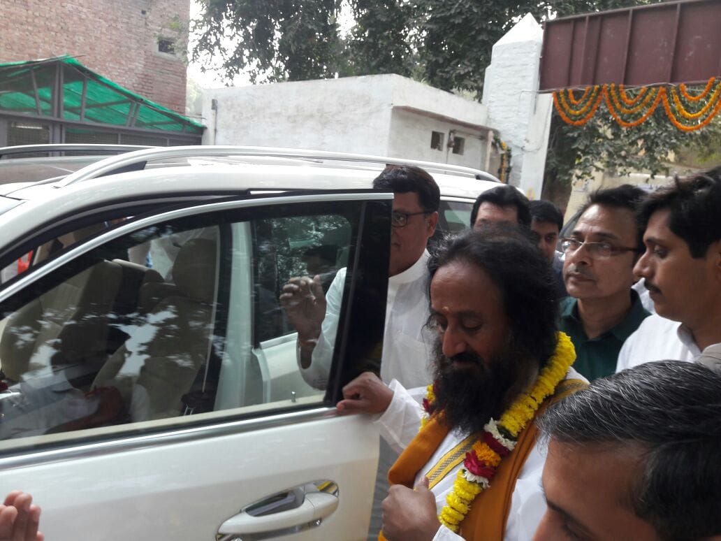 in vrindavan shri shri ravishankar about ram mandir ayodhya