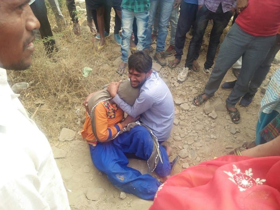 a married woman commited suicide in alwar