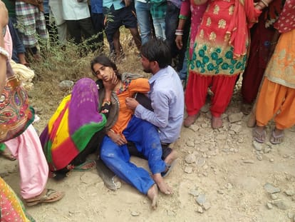 a married woman commited suicide in alwar