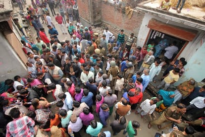 Loader driver commits suicide after police mental torture