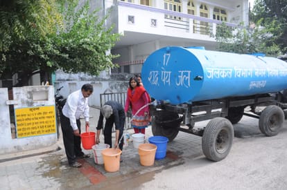 water crises in indira nagar 