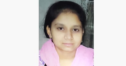 17 yr old girl's dead body found in mohali