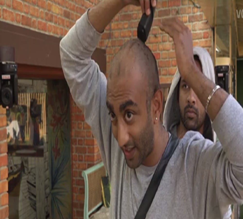 puneesh requested to akaassh to bald for bandgi in bigg boss 11
