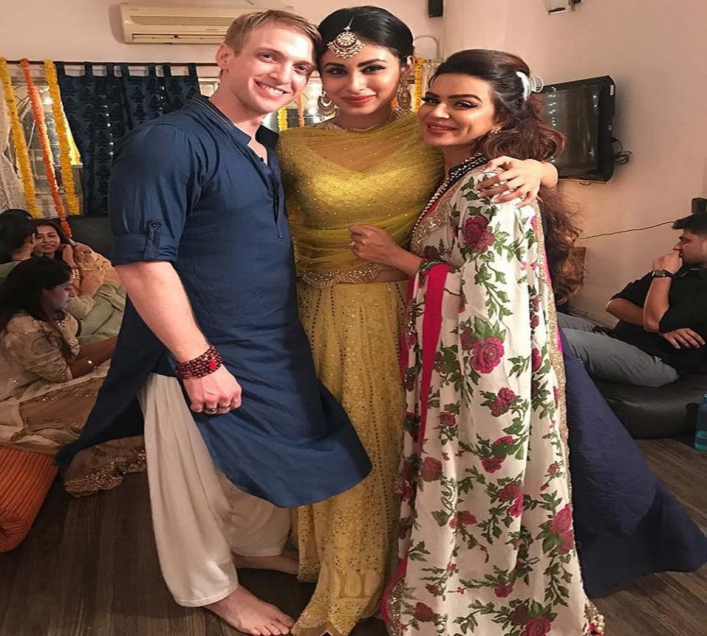 tv actress Aashka Goradia pre wedding musical photo shoot has been released