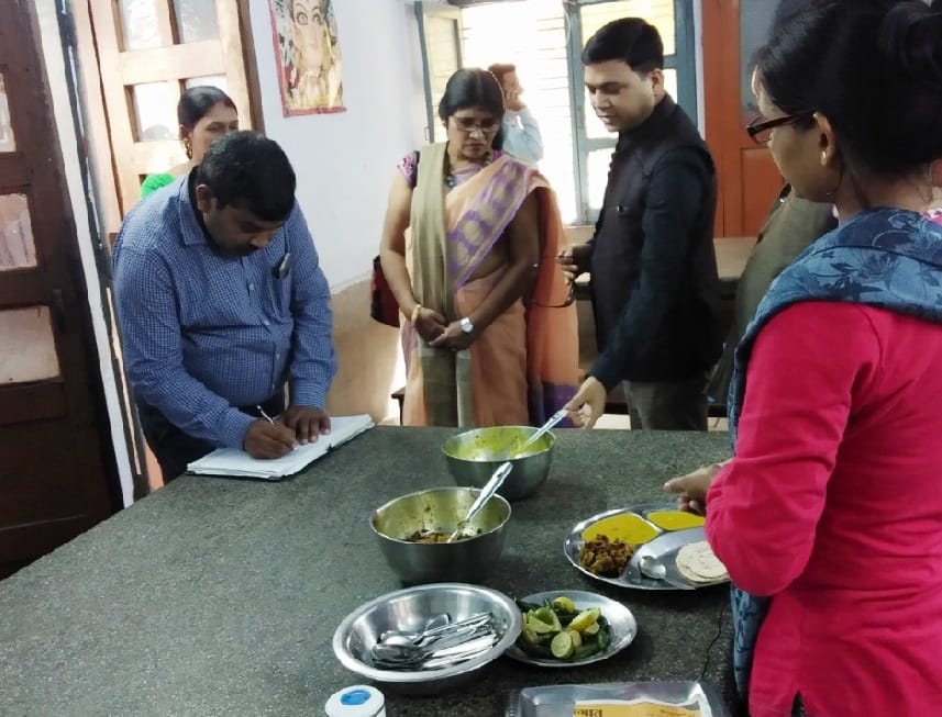 खराब तेल से पका रहे खाना