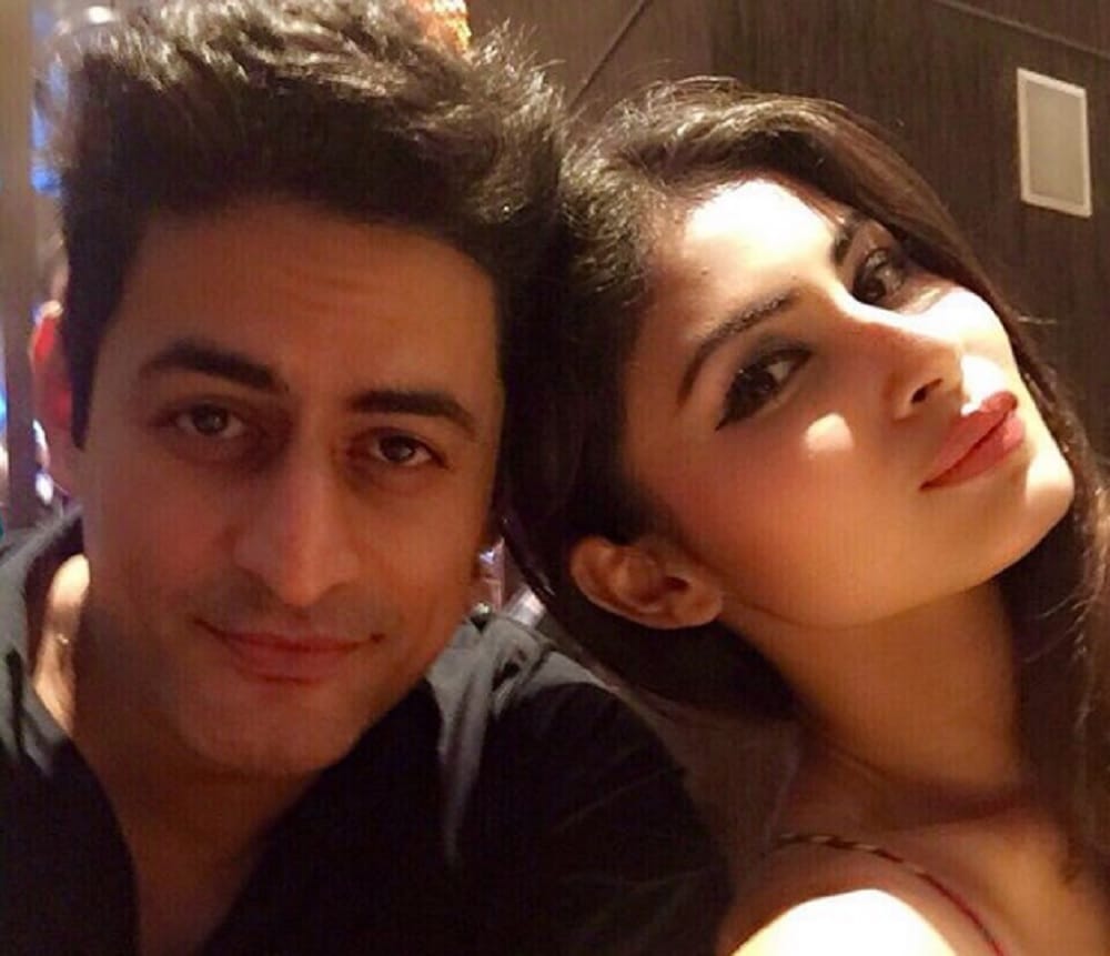 mohit raina shared a selfie with cute message on instagram with his girlfriend mouni roy
