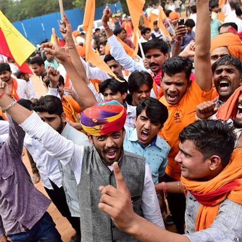 protest for ban on Padmavati in Karnataka BJP MLA Ram Kadam says will not let him shoot any film